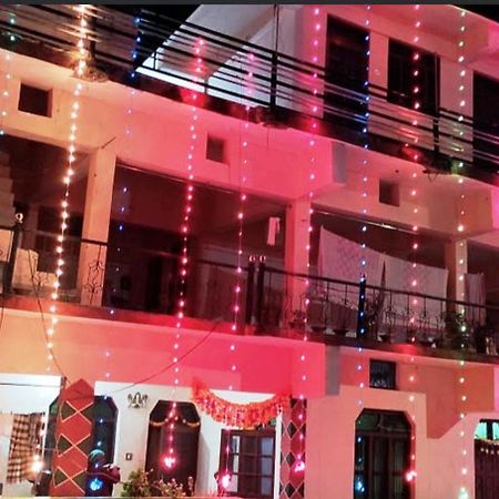 Astha Guest House Gopeshwar Ngoại thất bức ảnh