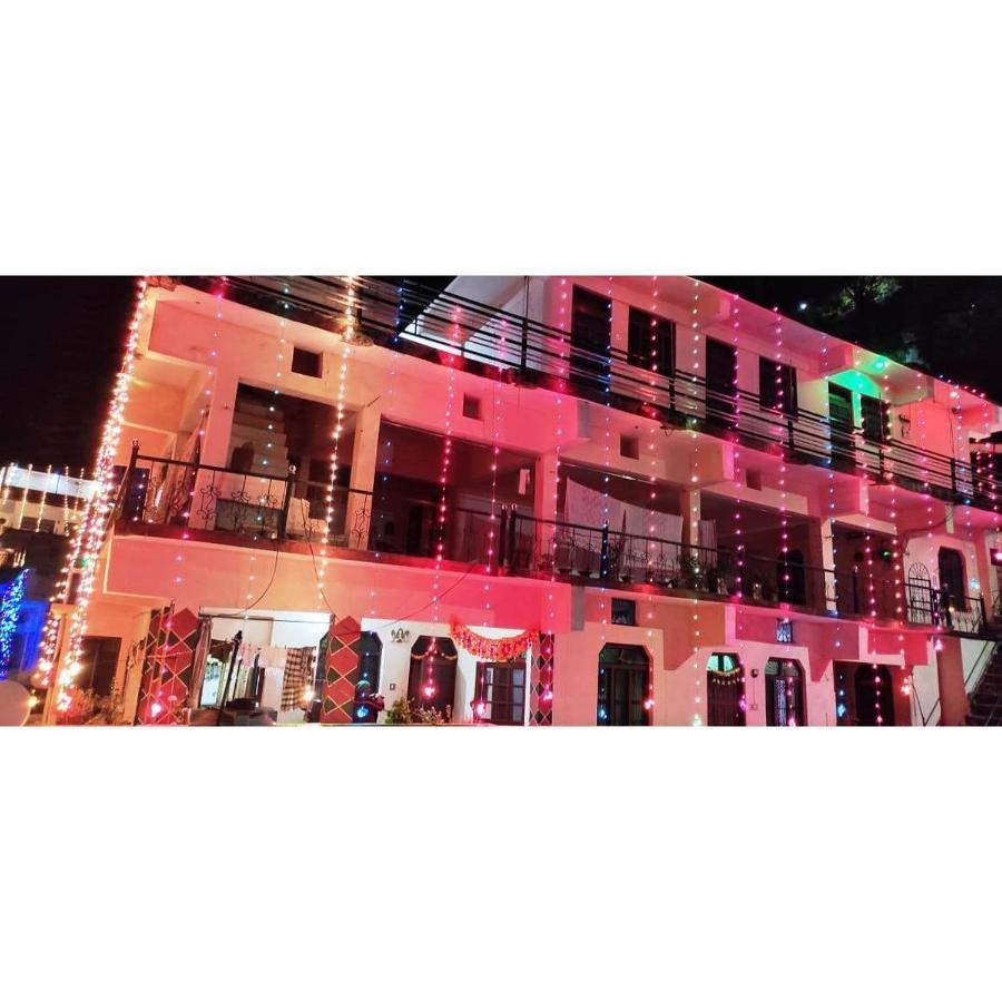 Astha Guest House Gopeshwar Ngoại thất bức ảnh